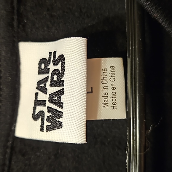 NWOT Star Wars sweatshirt - Picture 2 of 3